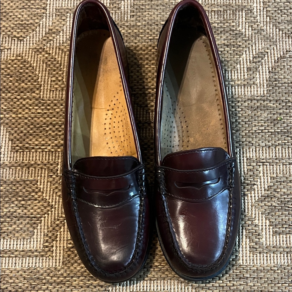 Bass Women's Burgundy Leather Penny Loafers